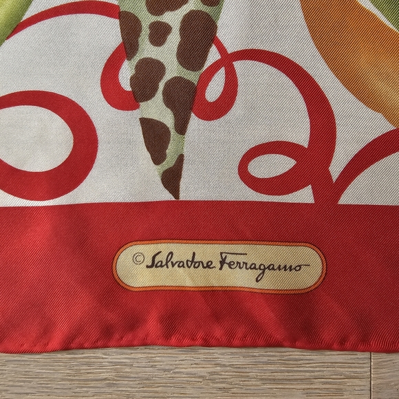 Salvatore Ferragamo 100% Silk red Leopard Scarf - Picture 2 of 4